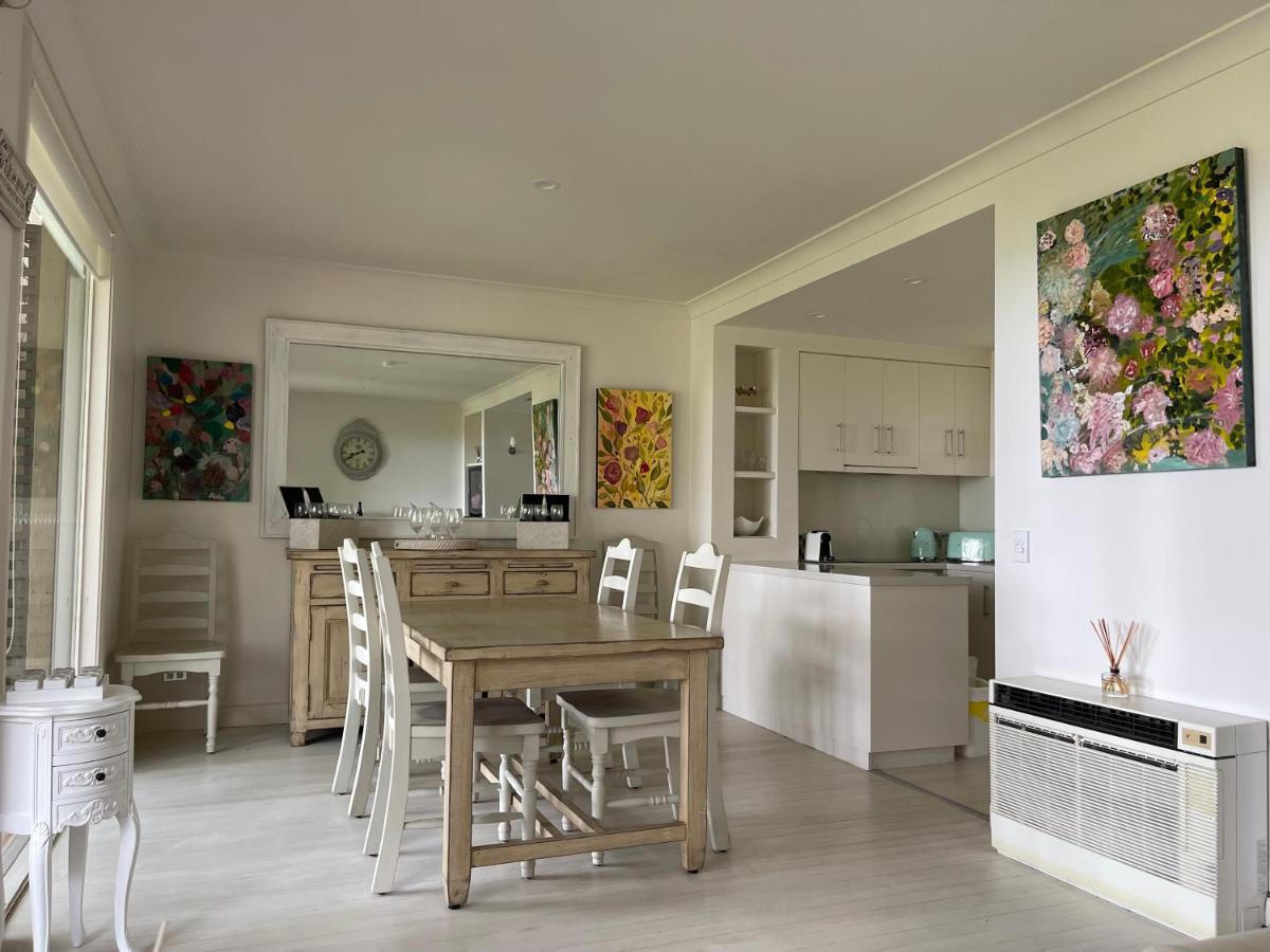 Villa Provincial - 2 Bedrooms Both With Ensuites -Situated In Cypress Lakes Resort Pokolbin Exterior foto